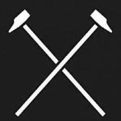 Crossed Hammers
