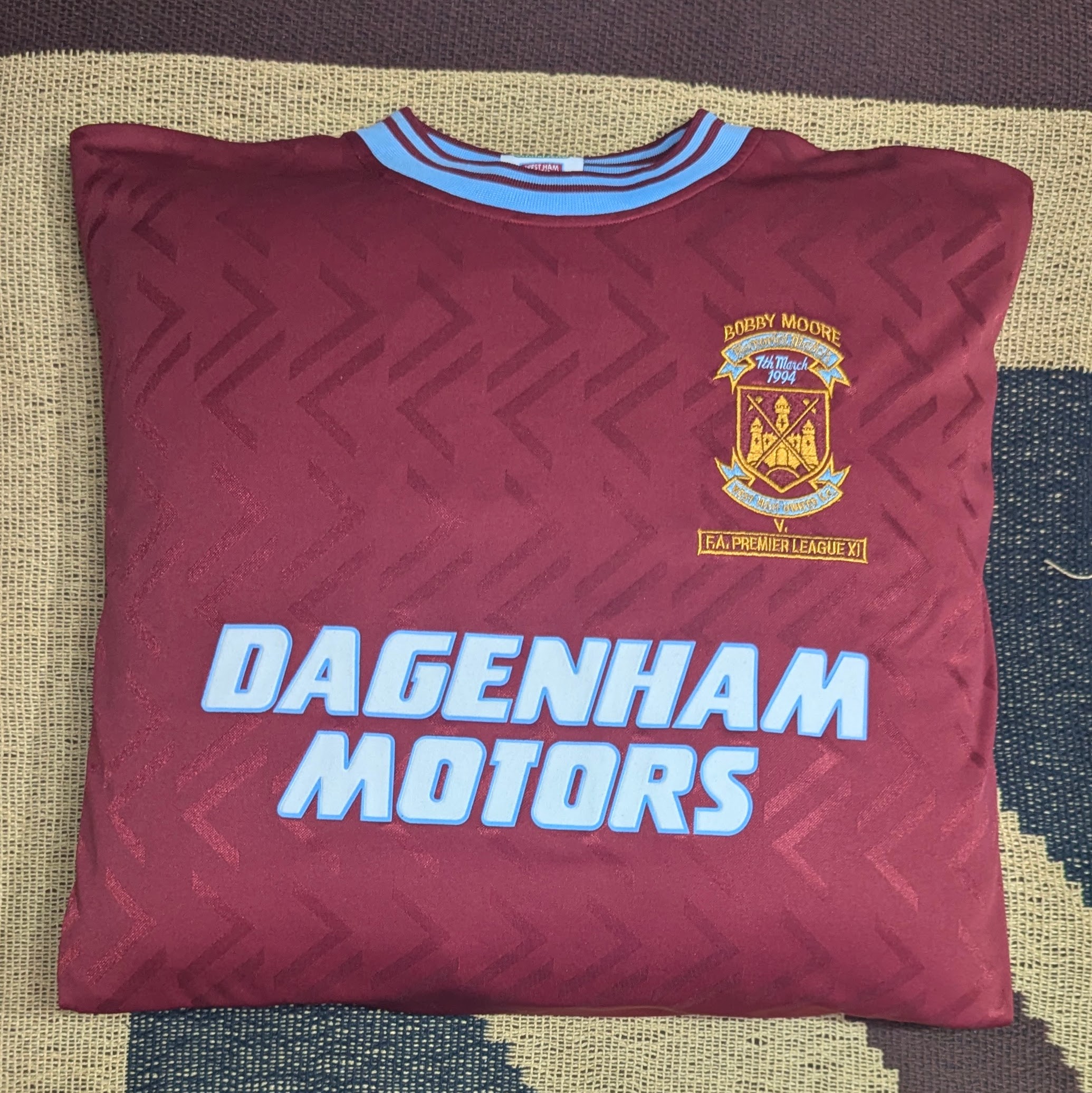 West Ham Football Shirt 1994 Booby Moore Memorial-Score Draw