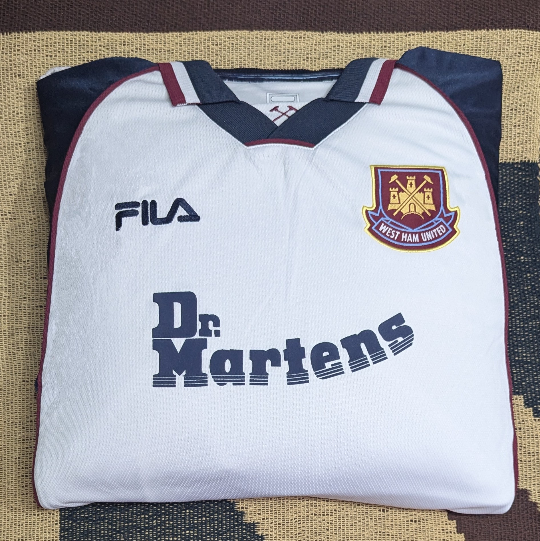 West Ham Football Shirt 2000-01 Away Reissue